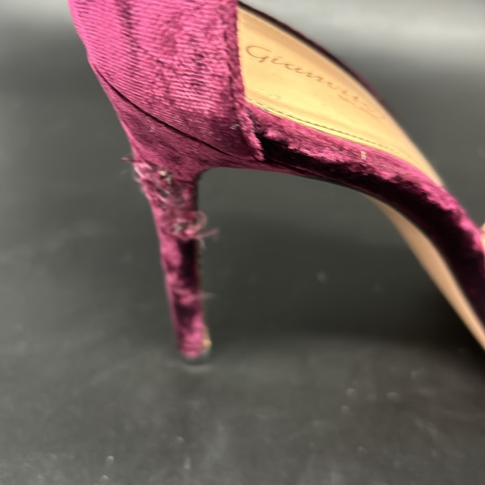 GIANVITO ROSSI Velvet heel sandals 37.5 - Picture 8 of 10